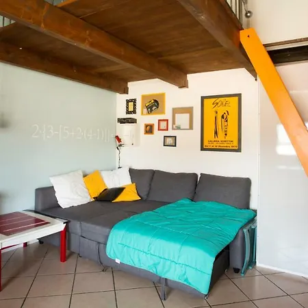 Mansardine Metropolitane Apartment